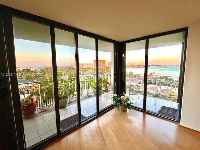 4000 Towerside Ter # 1109, Miami FL 33138