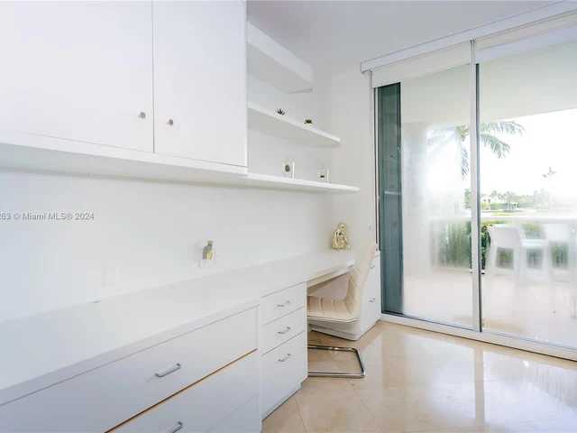 3801 NE 207th St, Aventura FL 33180