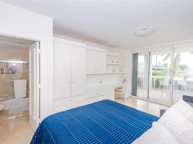 3801 NE 207th St, Aventura FL 33180