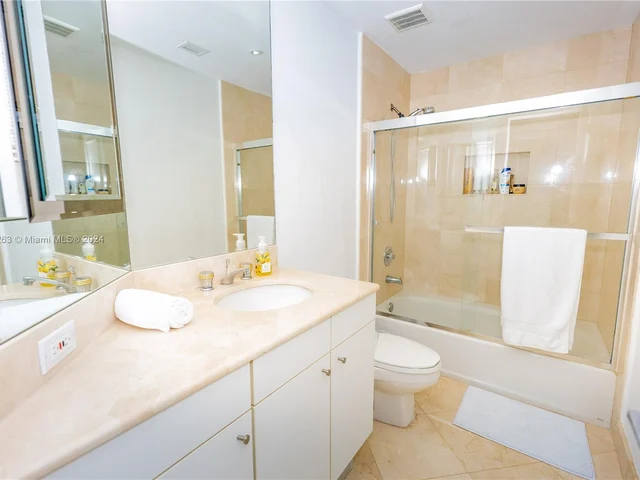 3801 NE 207th St, Aventura FL 33180