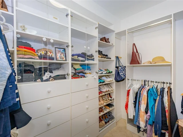 3801 NE 207th St, Aventura FL 33180