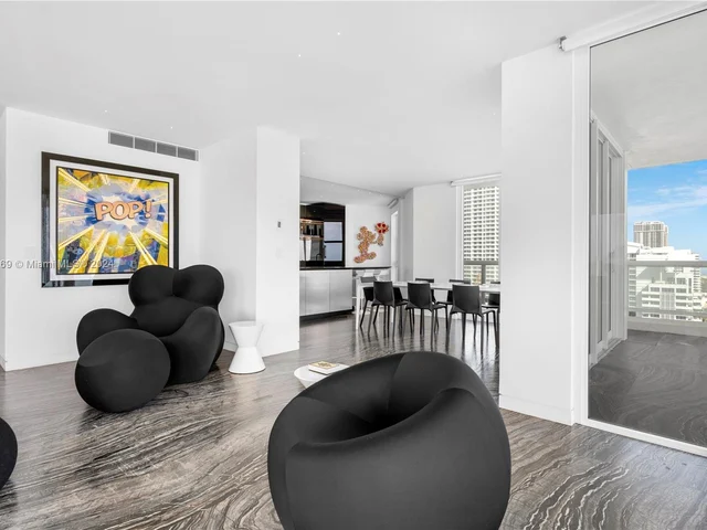 4201 Collins Ave # 1903, Miami Beach FL 33140