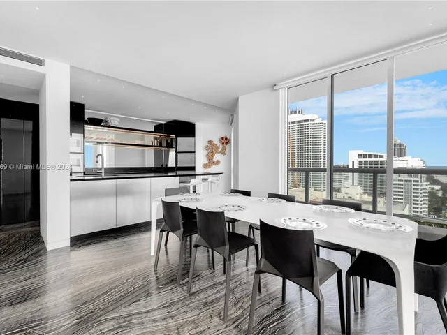 4201 Collins Ave # 1903, Miami Beach FL 33140