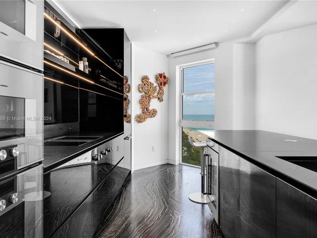 4201 Collins Ave # 1903, Miami Beach FL 33140