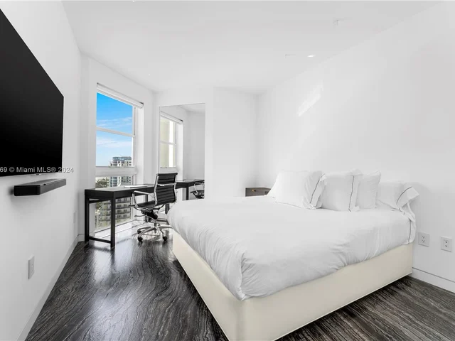 4201 Collins Ave # 1903, Miami Beach FL 33140