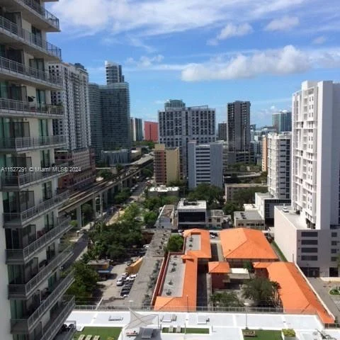 690 SW 1st Ct # 2025, Miami FL 33130