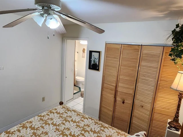 1650 W 57th Ter, Hialeah FL 33012