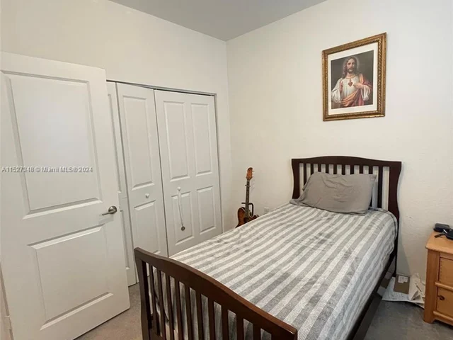 2605 SE 13th Ct # 2605, Homestead FL 33035