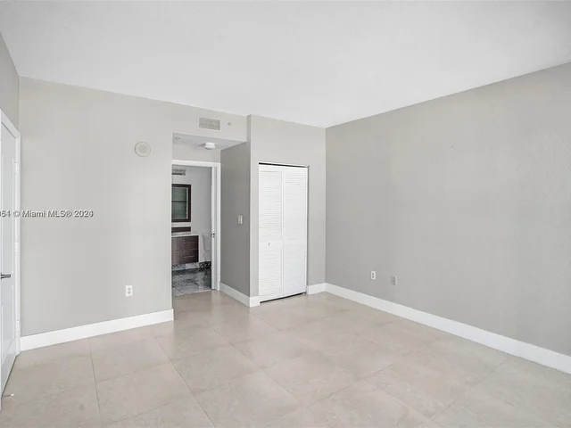 500 NE 29th St # 902, Miami FL 33137