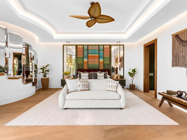 2000 N Bay Rd, Miami Beach FL 33140