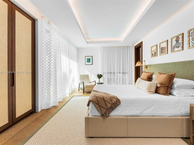 2000 N Bay Rd, Miami Beach FL 33140