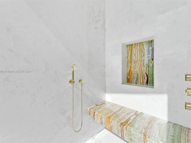 2000 N Bay Rd, Miami Beach FL 33140