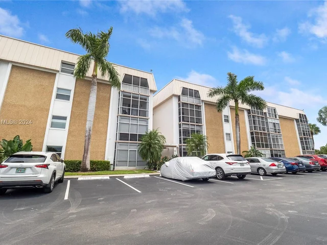 2970 NE 16th Ave # 209, Oakland Park FL 33334