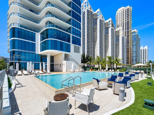17475 Collins Ave # 903, Sunny Isles Beach FL 33160
