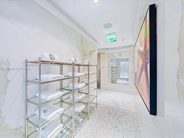 17475 Collins Ave # 903, Sunny Isles Beach FL 33160