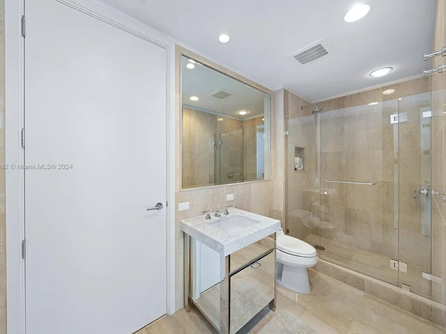 17475 Collins Ave # 903, Sunny Isles Beach FL 33160