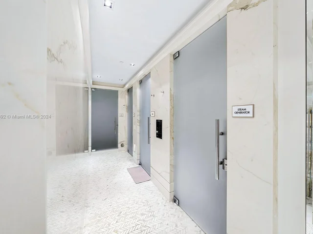 17475 Collins Ave # 903, Sunny Isles Beach FL 33160