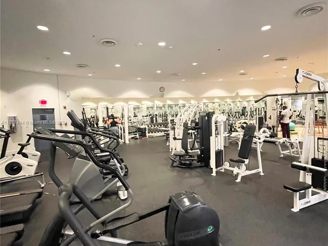 5600 Collins Ave # 16P, Miami Beach FL 33140