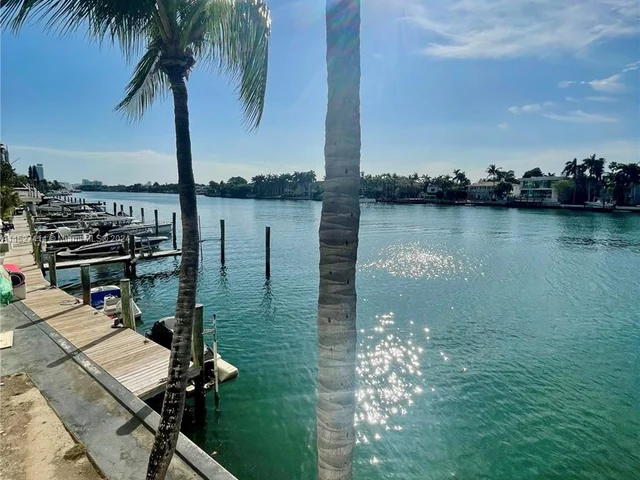 5600 Collins Ave # 16P, Miami Beach FL 33140