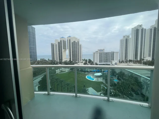 19370 Collins Ave # 1209, Sunny Isles Beach FL 33160