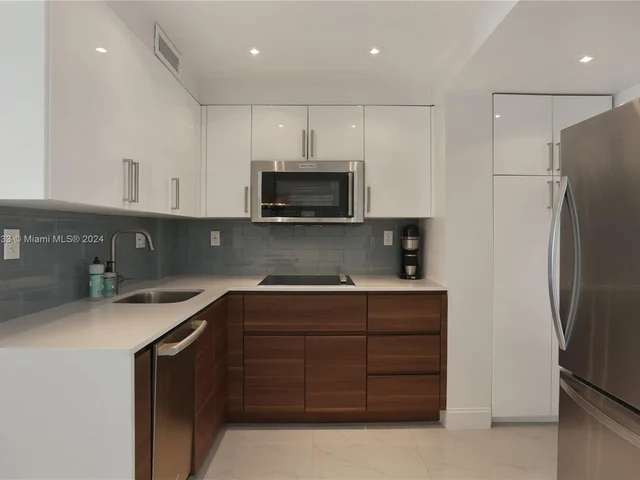 1345 Lincoln Rd # 1003, Miami Beach FL 33139