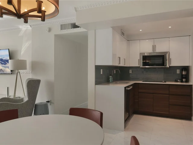 1345 Lincoln Rd # 1003, Miami Beach FL 33139