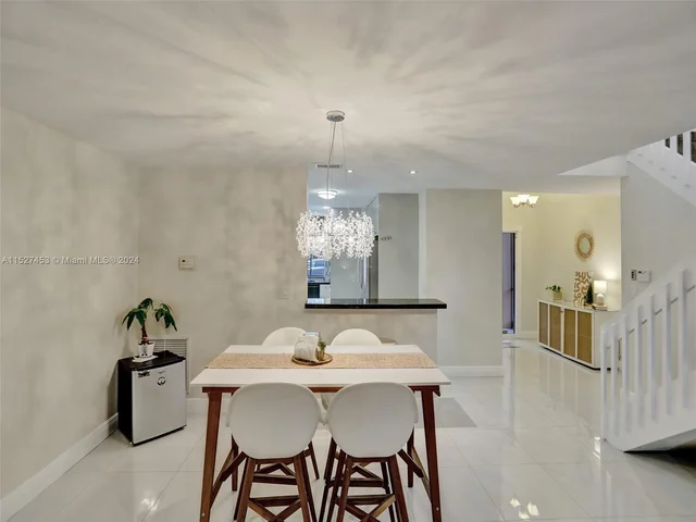 2101 NW 45th Ave, Coconut Creek FL 33066