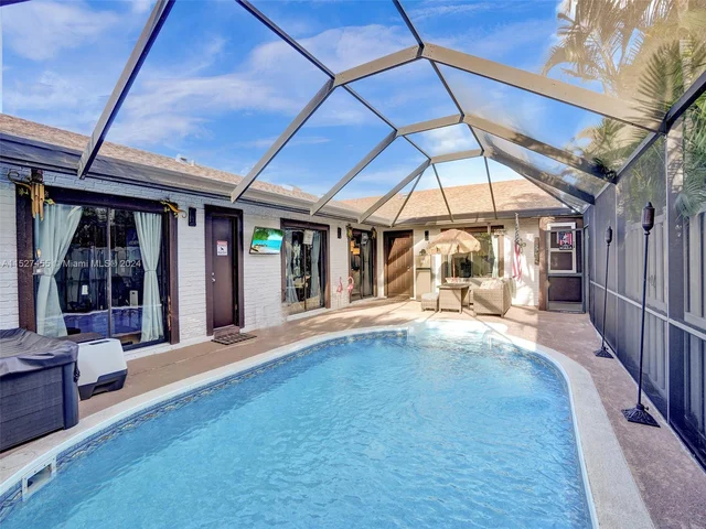 9975 Boca Gardens Trl # D, Boca Raton FL 33496