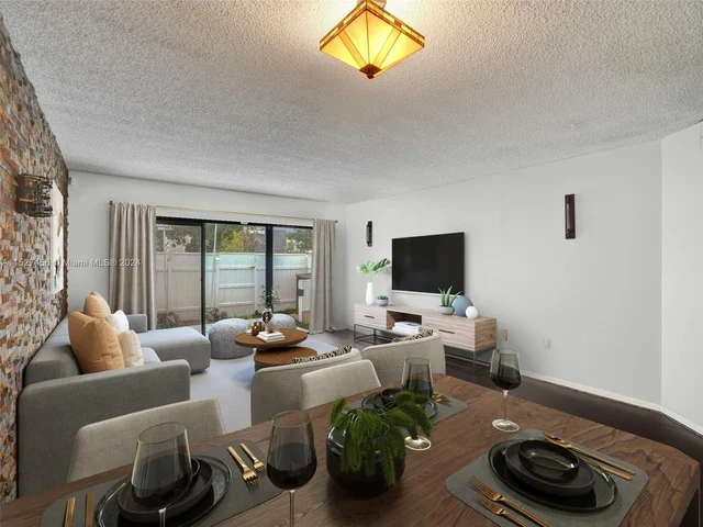 21300 San Simeon Way # M9, Miami FL 33179