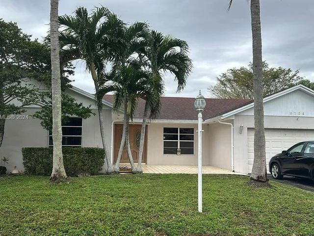 9724 SW 114th Ct # 9724, Miami FL 33176