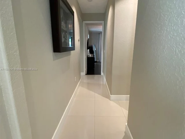 8260 NW 162nd St, Miami Lakes FL 33016