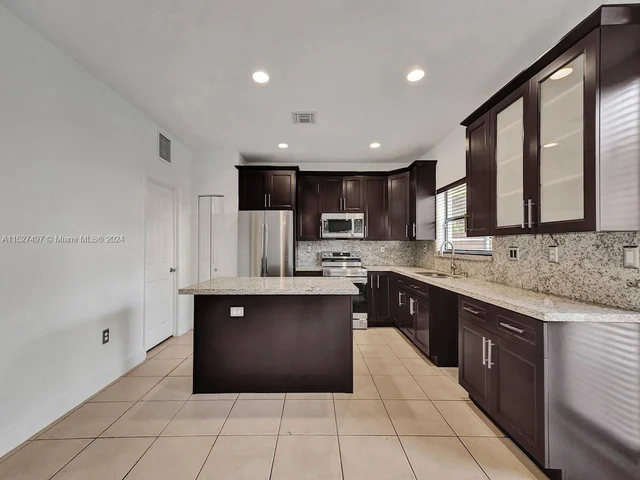 11609 SW 236th St, Homestead FL 33032