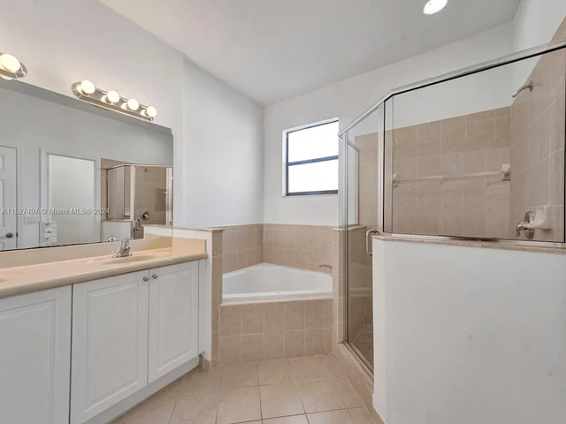 11609 SW 236th St, Homestead FL 33032