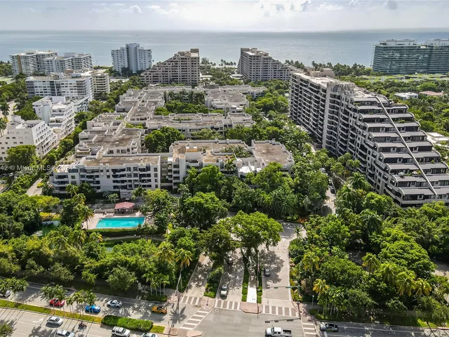 121 Crandon Blvd # 249, Key Biscayne FL 33149