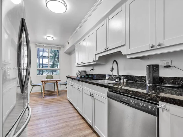 121 Crandon Blvd # 249, Key Biscayne FL 33149