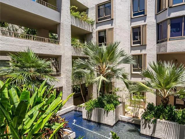 121 Crandon Blvd # 249, Key Biscayne FL 33149