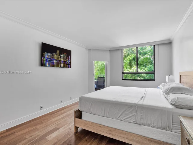 121 Crandon Blvd # 249, Key Biscayne FL 33149