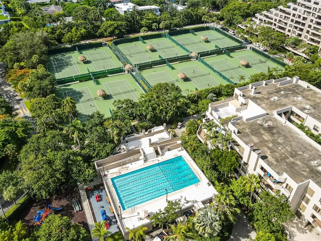 121 Crandon Blvd # 249, Key Biscayne FL 33149