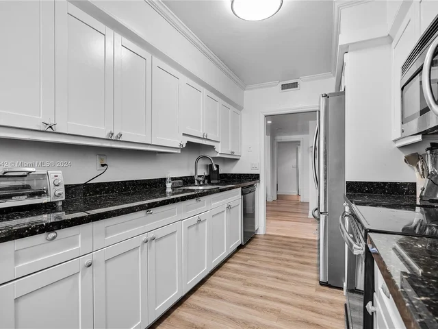 121 Crandon Blvd # 249, Key Biscayne FL 33149