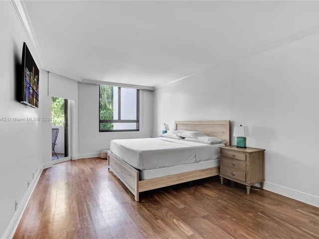 121 Crandon Blvd # 249, Key Biscayne FL 33149