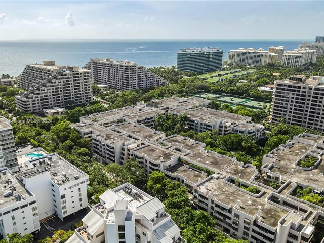 121 Crandon Blvd # 249, Key Biscayne FL 33149