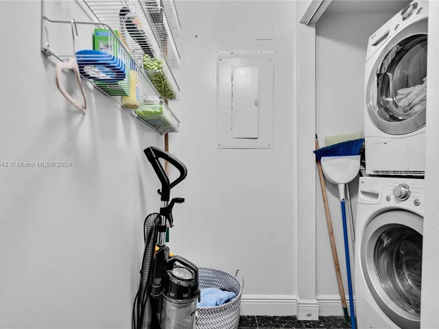 121 Crandon Blvd # 249, Key Biscayne FL 33149