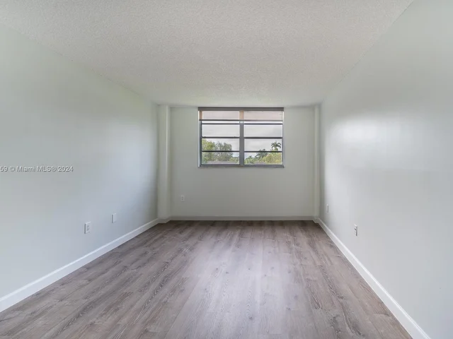 14180 SW 84th St # G, Miami FL 33183