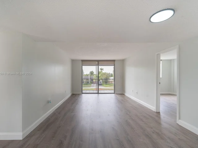 14180 SW 84th St # G, Miami FL 33183