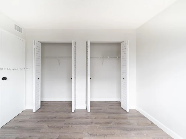 14180 SW 84th St # G, Miami FL 33183