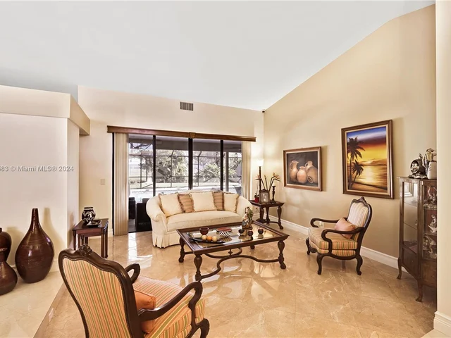 5633 NW 86th Ave, Coral Springs FL 33067