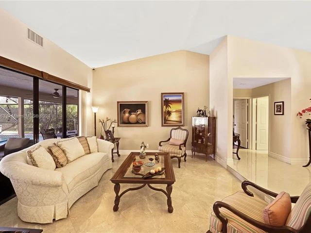 5633 NW 86th Ave, Coral Springs FL 33067