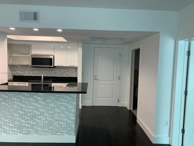 110 Washington Ave # 2316, Miami Beach FL 33139