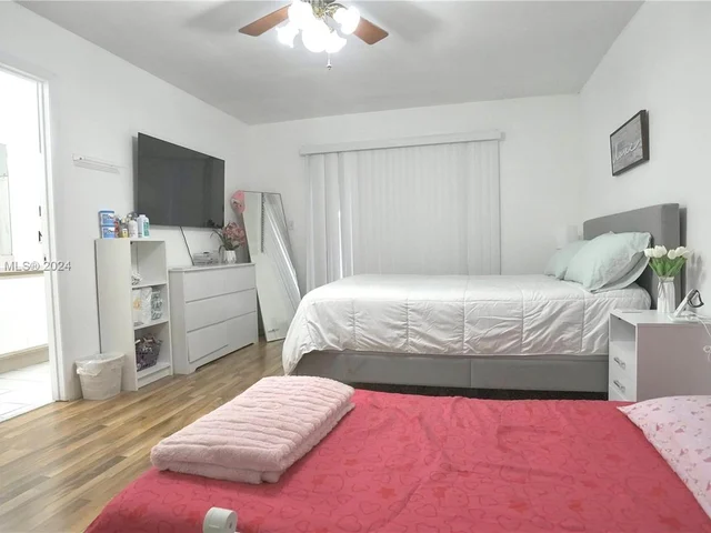 1660 N Audubon Dr, Homestead FL 33035