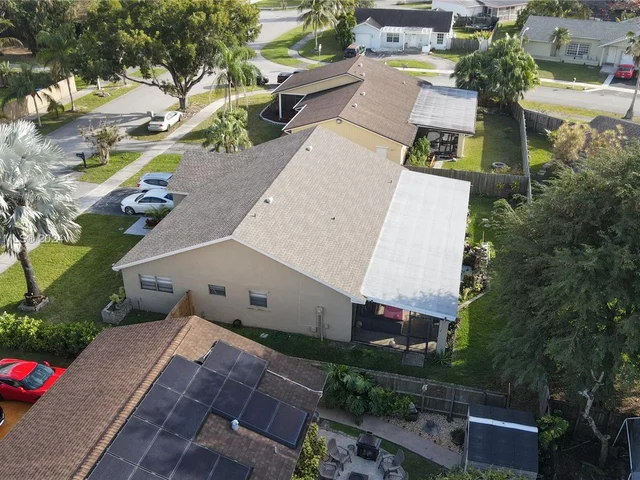 1660 N Audubon Dr, Homestead FL 33035